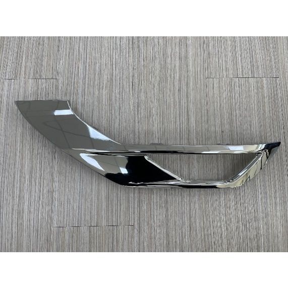 MITSUBISHI OUTLANDER (7 SEATER) FRONT BUMPER MLDG LOWER LEFT