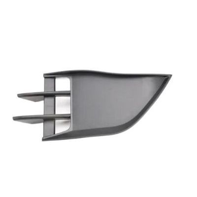 NISSAN(DATSUN) KICKS FRONT BUMPER INSERT RIGHT (Passenger Side