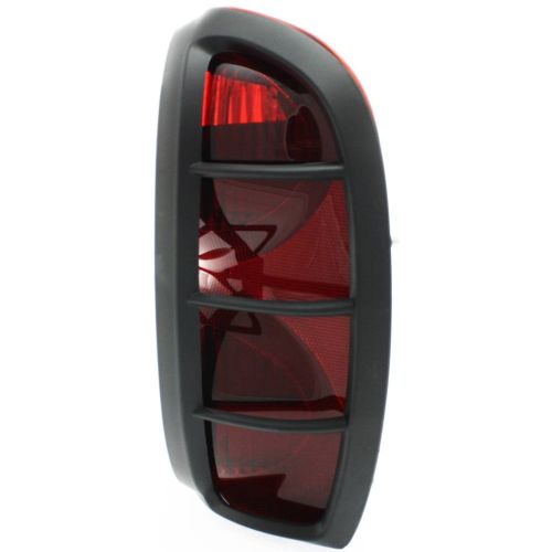 JEEPVEHICLE LIBERTY TAIL LAMP UNIT RIGHT (Passenger Side) (RED/CLEAR)(W/BLACK LAMP GUARD) OEM#5KJ40RXFAE 2005-2007 PL#CH2801160