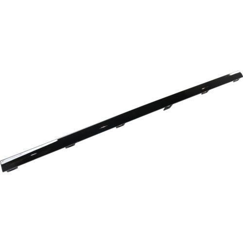 2017-2017 GMC TERRAIN Rear bumper molding OEM# 84074538 PL# GM1144123
