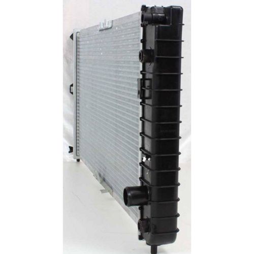 OLDSMOBILE INTRIGUE RADIATOR 3.5/V6 OEM#52479613 2000-2002 PL#GM3010212