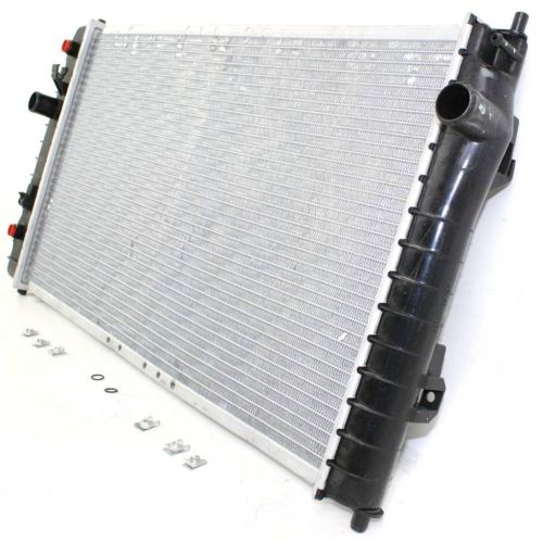 PONTIAC SUNFIRE  RADIATOR (2.2L/2.4L)(A/T) OEM#89018531 2002-2005 PL#GM3010416