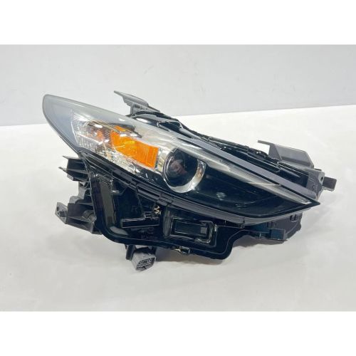 MAZDA MAZDA3 4DOORS/HATCHBACK HEAD LAMP ASSY RIGHT (Passenger Side) (WO/ADAPTIVE) OEM#BCJH51030M 2019-2021 PL#MA2503155