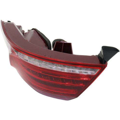 MERCEDES-BENZ E-CLASS HYBRID (E400) TAIL LAMP ASSEMBLY RIGHT (Passenger Side) OEM#2129060857 2014-2015 PL#MB2805109