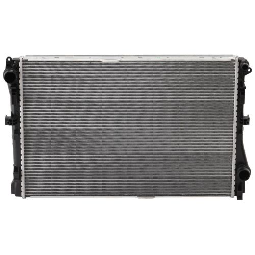 MERCEDES-BENZ C-CLASS SEDAN RADIATOR 2.0L TURBO OEM#995001703 2019-2021 PL#MB3010184