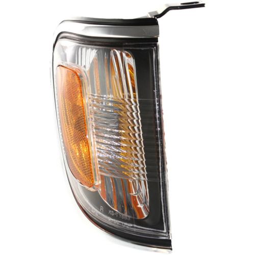 TOYOTA TACOMA CORNER LAMP ASSY RIGHT (Passenger Side) (CHROME) **CAPA** OEM#8161004080 2001-2004 PL#TO2521161C