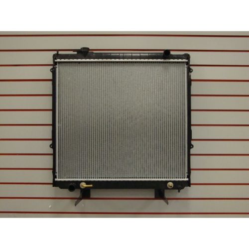 TOYOTA TACOMA RADIATOR 2.7/L4 3.4/V6 A/T (22 5/8 CORE) OEM#164100C071 2001-2004 PL#TO3010303