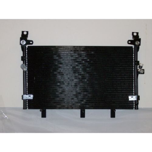 TOYOTA TACOMA A/C CONDENSER W/END BRACKET OEM#8846104030 2001-2004 PL#TO3030144