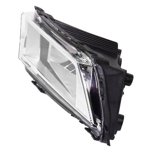 VOLKSWAGEN PASSAT FOG LAMP ASSY LEFT (Driver Side) (FROM 11-30-15)**CAPA** OEM#561941699C 2016-2019 PL#VW2592137C