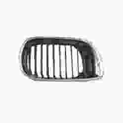 BMW BMW 3 ( i/xi ) (SEDAN/WAGON) GRILLE RIGHT (Passenger Side) CHROME FRAME & BLACK INNER (SEDAN & WG) OEM#51137030546 2002-2005 PL#BM1200127