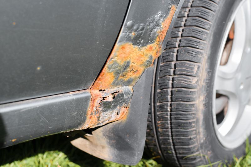 How to Fix Fender Rust at Home?